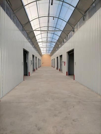 Almacenes y mininaves del Gállego
